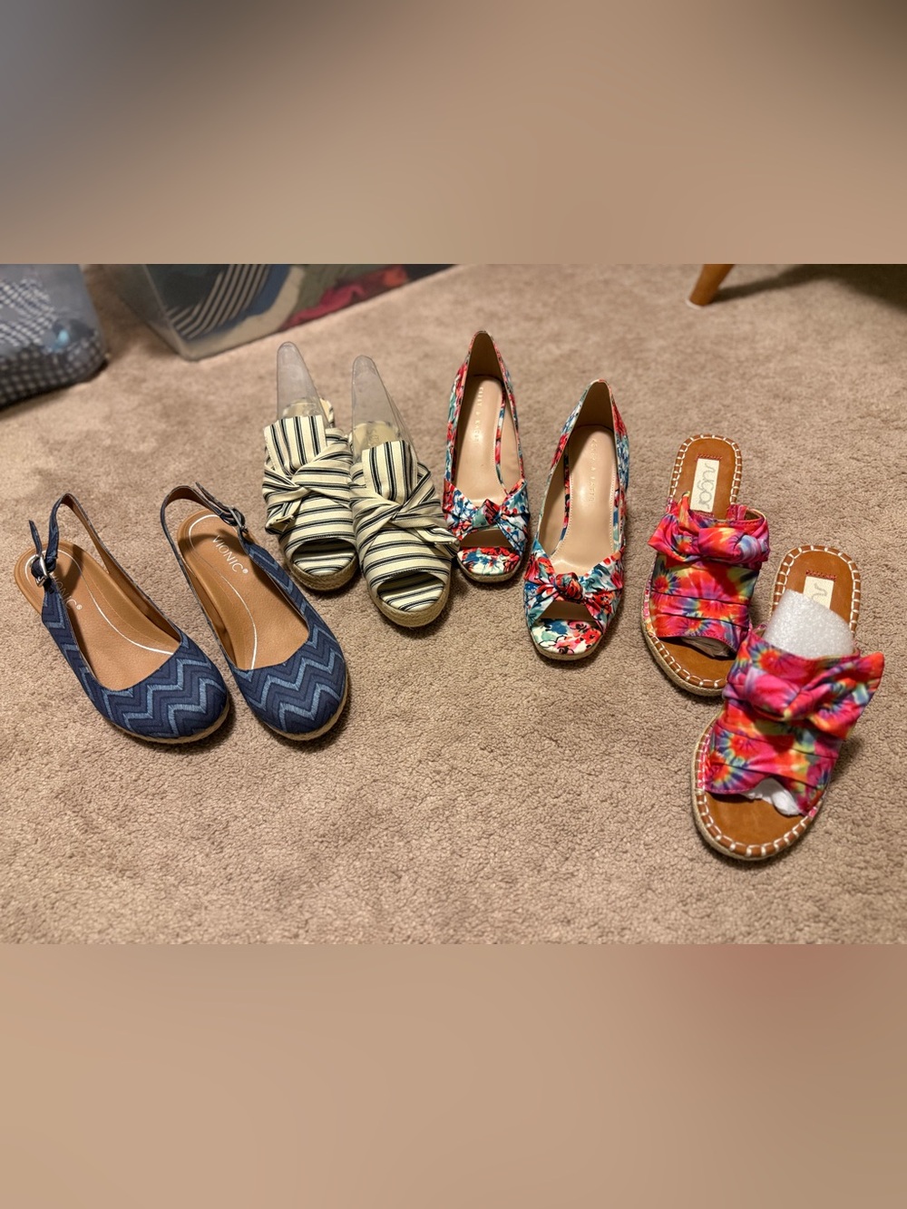 NWOT Never Worn 4 Pair of Summer Sandals SZ 9